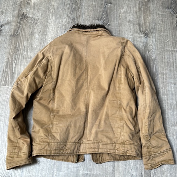 Men’s Hollister faux fur lined Military Utility Carpinteria Jacket - Picture 6 of 7